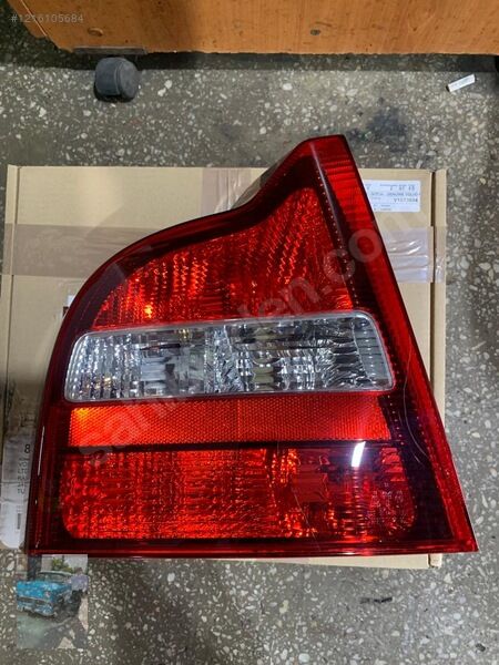 VOLVO S80 SIFIR ORJİNAL SOL STOP 8643514